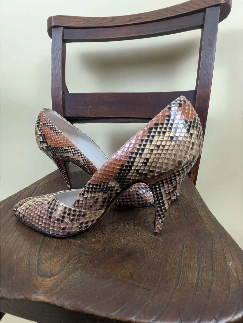 1980's Gina London snakeskin pointed heel stilettos US 9